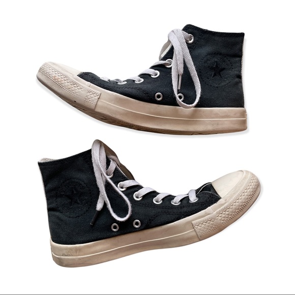 𝐒𝐨𝐥𝐝 - Picture 2 of 11